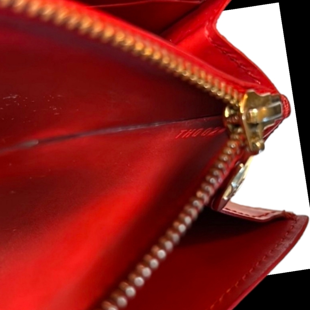 Louis Vuitton Glossy Red Wallet - Picture 8 of 11